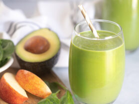 Avocado Spinach Apple Smoothie