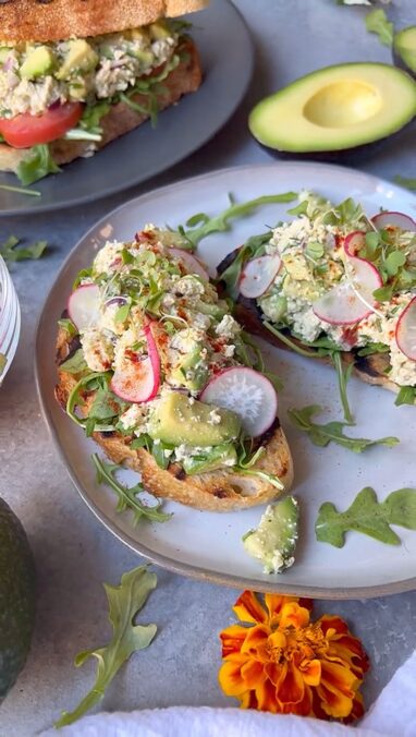 California Avocado Eggless Egg Salad