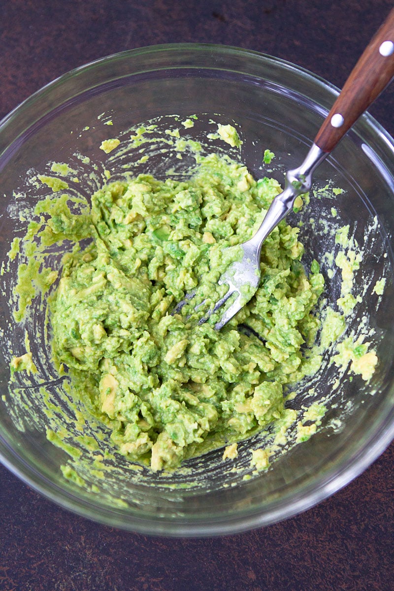 GuacamoleEggBreakfastPizza3.jpg GuacamoleEggBreakfastPizza3.jpg