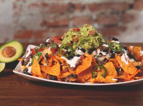 Nachos Guacamole Plate