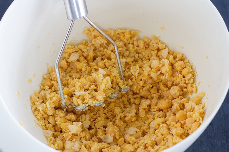 Smashing-the-chickpeas.jpg